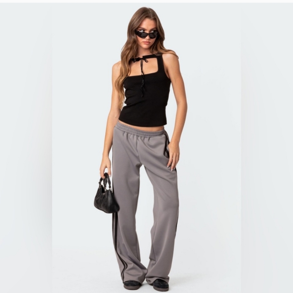 NWT Edikted track pants
